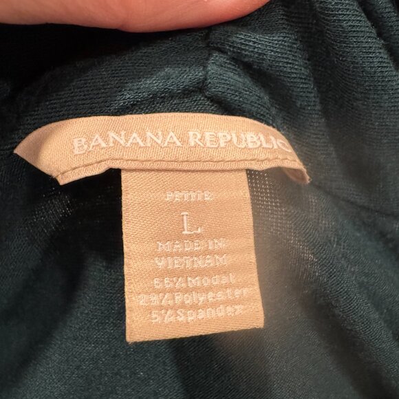 Banana Republic green wrap top, size PL - Picture 3 of 8